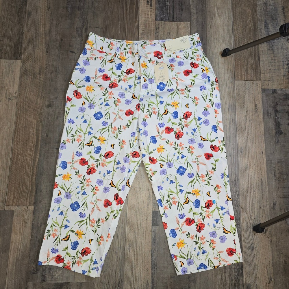 St Johns Bay Floral Capri Pants Womens 8 White Multi Butterfly Tummy Control NWT - Picture 2 of 16